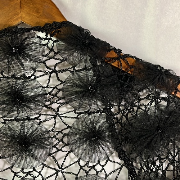 Black Crochet Beaded Floral Fringe Shawl - Picture 11 of 15
